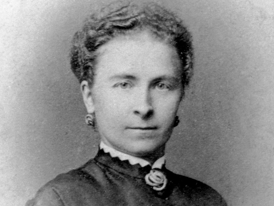 OPEL Proves that ‘Girl Power’ is Almost 120 Years Old!